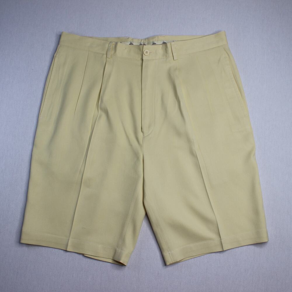 Bobby Chan Washable Silk Blend Shorts Men’s 36 X 9 Tan Flat Front SOFT Feel
